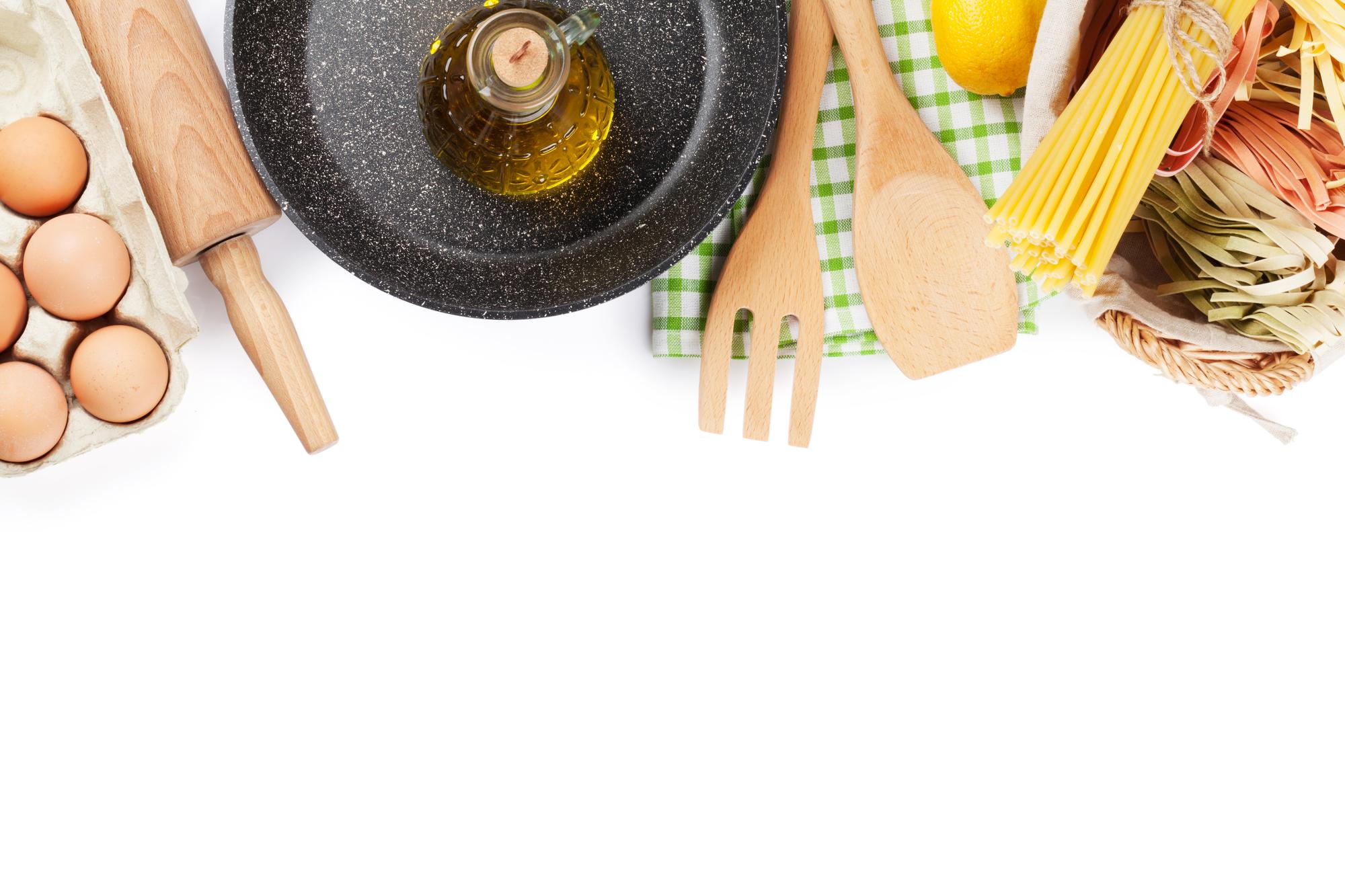 Studio cucina con luce e utensili